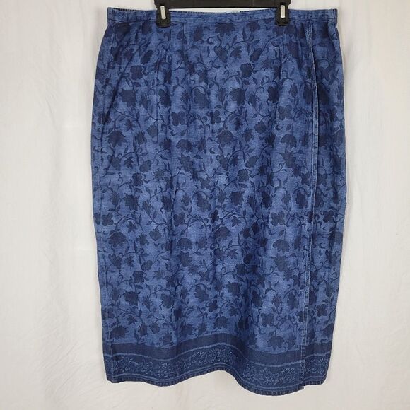 Capacity Blue Denim Floral Print Skirt and Vest Set Size 1X - Picture 7 of 9